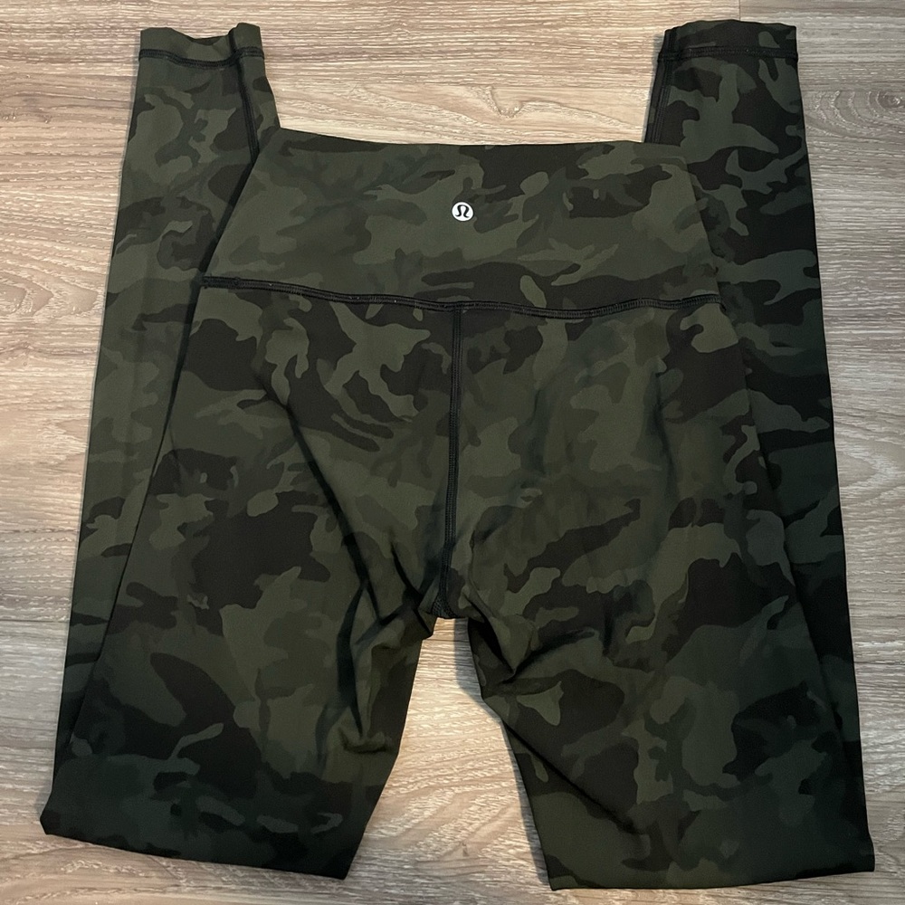 Lululemon cargo leggings